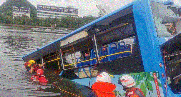 Chine: 21 morts dans l'accident d'un bus