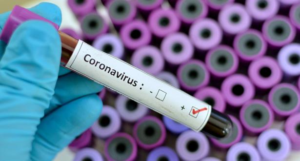 Coronavirus: l'OMS alerte sur "des cas inquiétants" de propagation de la maladie chez des personnes n'ayant pas voyagé en Chine