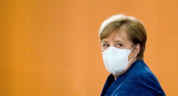 Angela Merkel a reçu une première dose de vaccin AstraZeneca