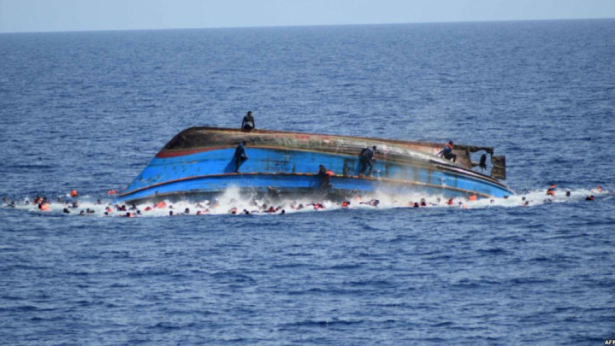 Libye: naufrage d'une embarcation de migrants, au moins 43 morts