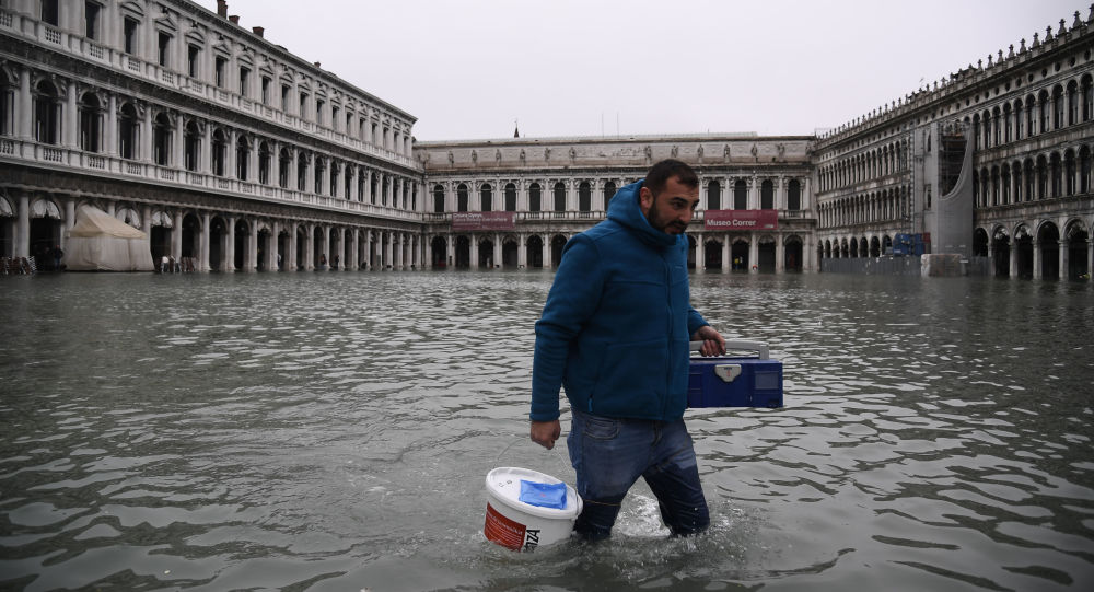 Les inondations à Venise atteignent leur niveau le plus élevé depuis 1966