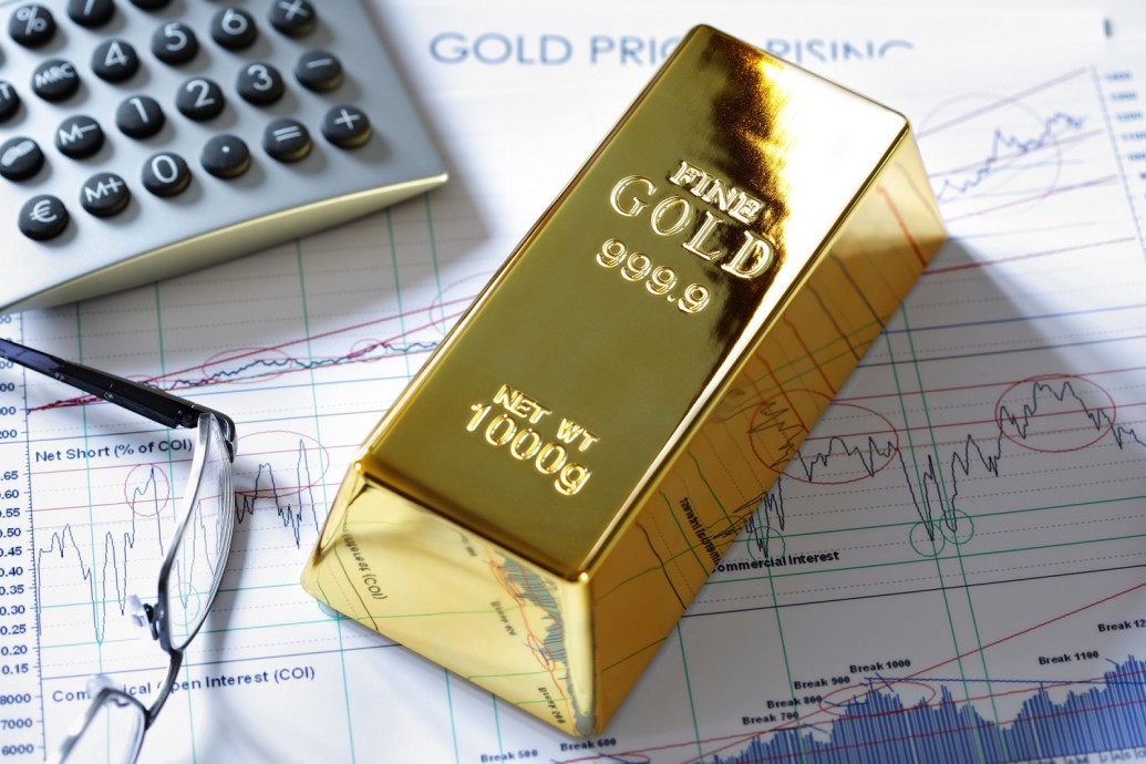 انخفاض أسعار الذهب مع صعود الدولار لأعلى مستوى له في شهرين