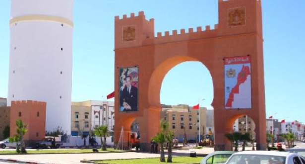 "أفريك إنتليجنس": بعد أن أضحت ضعيفة .. الجزائر تحاول تعبئة آخر "أصدقائها" بشأن الصحراء