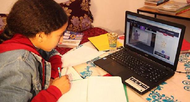 Conseil arabe pour l'enfance: plus de 175.000 enfants utilisent Internet pour la première fois chaque jour