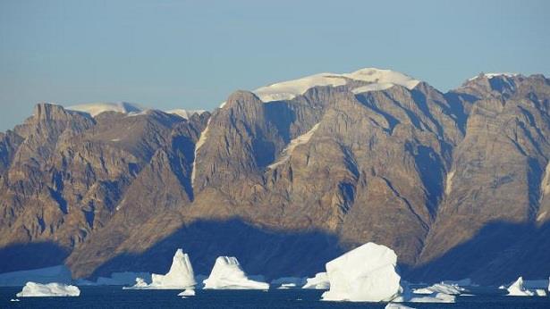 غرينلاند فقدت مساحات جليدية أكبر من المتوقع