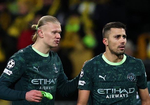 لاعبو سيتي يعيدون ثمن التذاكر لمشجعيهم بعد الهزيمة المهينة أمام بودو غليمت لاعبو سيتي يعيدون ثمن التذاكر لمشجعيهم بعد الهزيمة المهينة أمام بودو غليمت