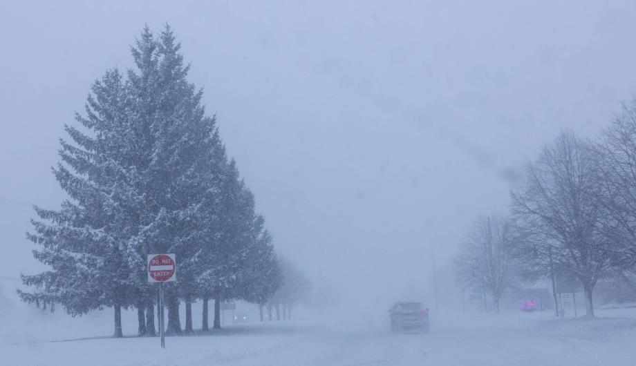 عاصفة ثلجية قوية مرتقبة في العديد من الولايات الأمريكية