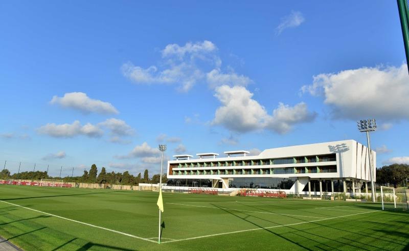 جون أفريك: أكاديمية&nbsp;محمد السادس لكرة القدم أضحت "مرجعا عالميا"