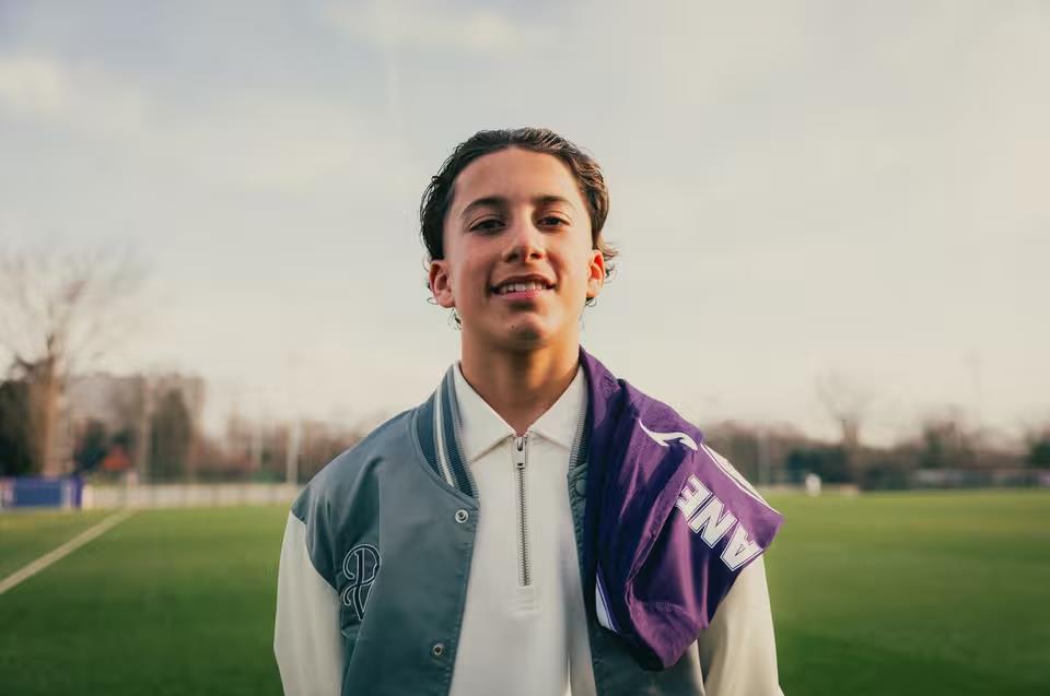 À seulement 15 ans, Ilyes Bennane franchit le cap pro à RSC Anderlecht