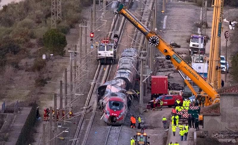 Espagne : reprise du trafic des trains de banlieue en Catalogne après l’accident mortel Espagne : reprise du trafic des trains de banlieue en Catalogne après l’accident mortel