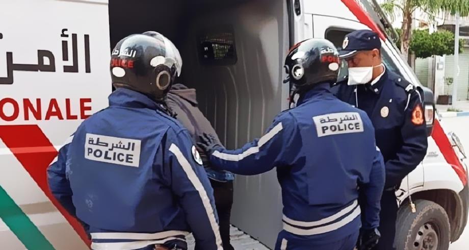 الحسيمة..توقيف شخص للاشتباه في تورطه في قضية تتعلق بالاتجار الدولي بالمخدرات والمؤثرات العقلية