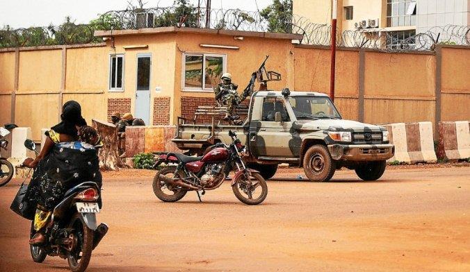 Burkina Faso: quinze personnes retrouvées mortes après leur enlèvement par des hommes armés