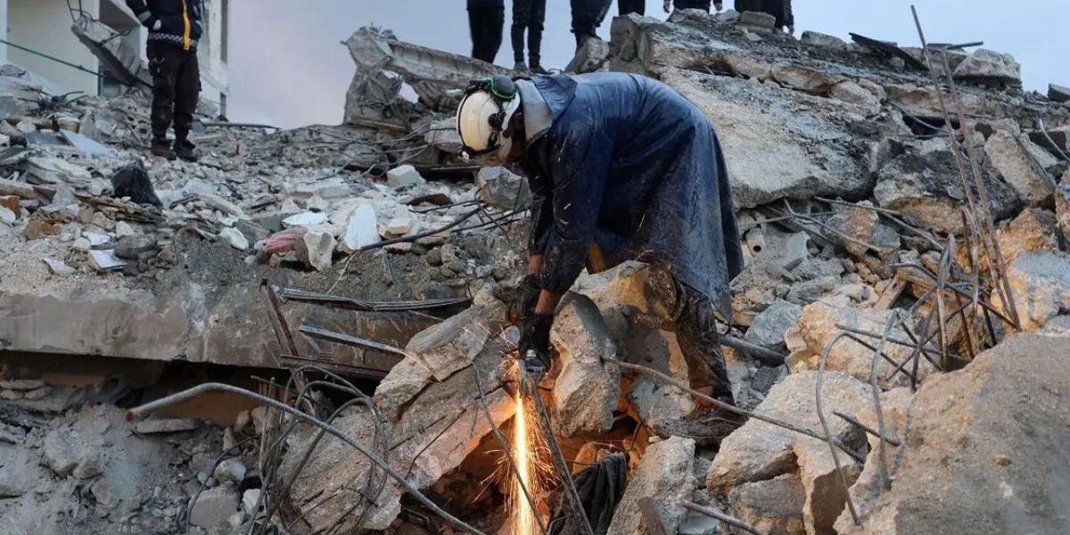 زلزال الجنوب التركي: ارتفاع حصيلة القتلى إلى 1014 شخصا وأزيد من 5300 مصابا