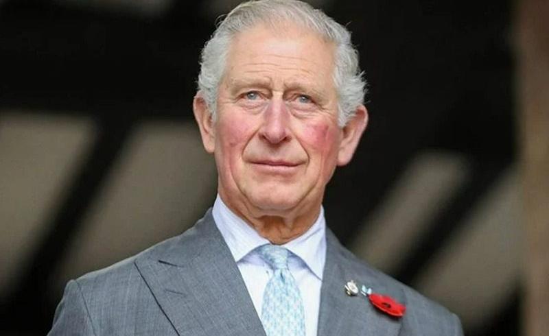 الملك تشارلز الثالث يعلن "أخبارا سارة" في معركته ضد السرطان