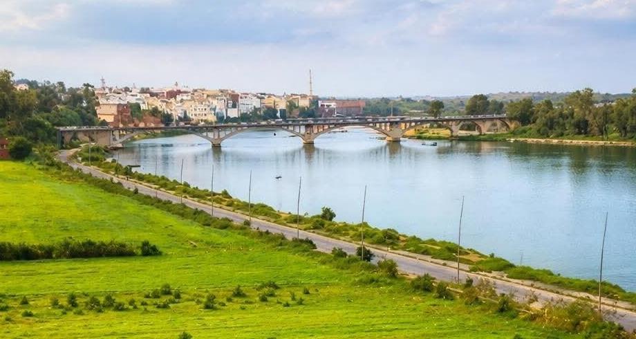 أزمور: الأمطار الأخيرة تعيد التدفق الطبيعي لمياه وادي أم الربيع نحو المحيط الأطلسي