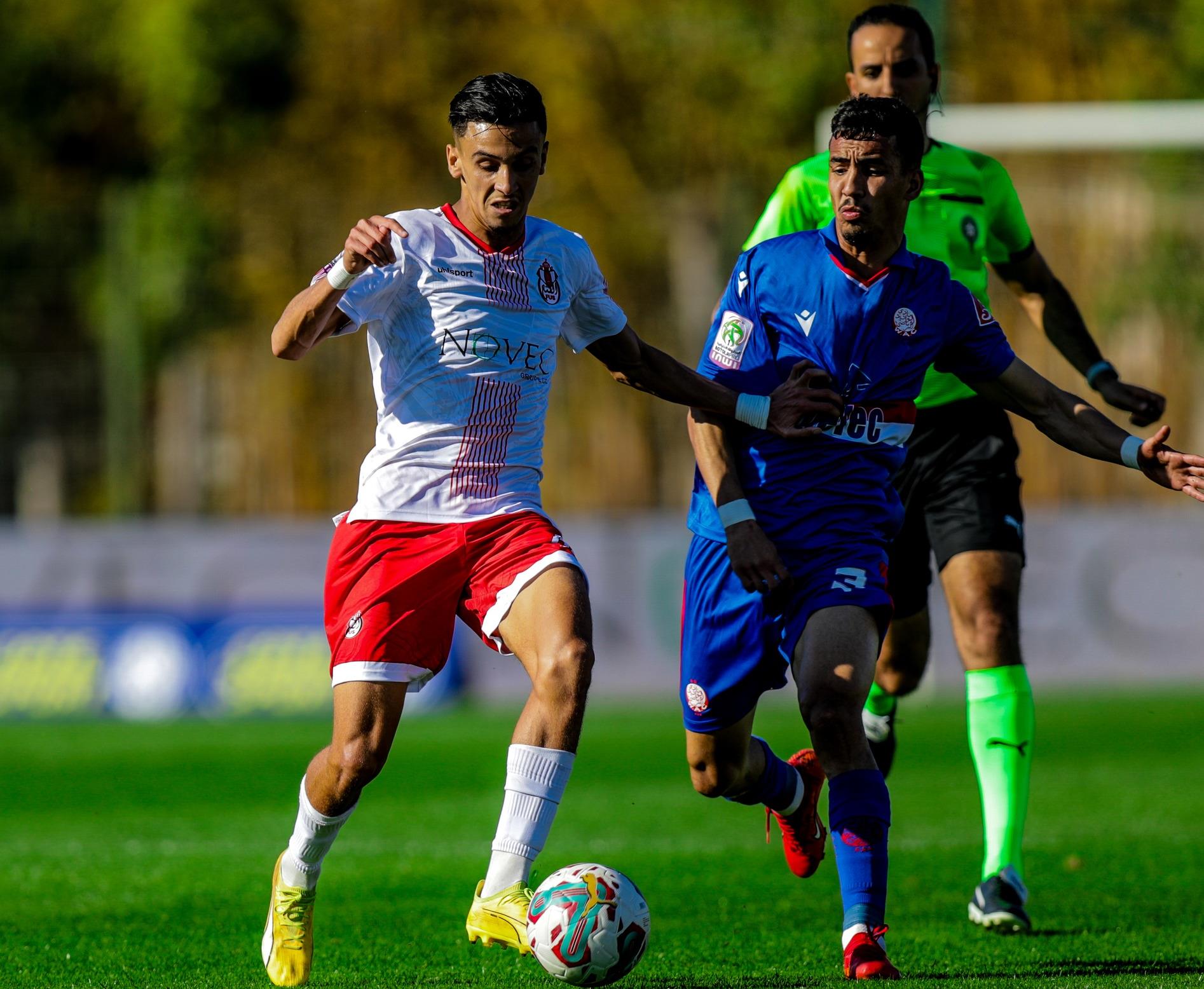 الفتح الرياضي يفوز على الوداد الرياضي