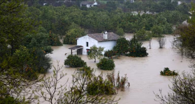 عاصفة "مارتا" تشل الحياة في إسبانيا والبرتغال