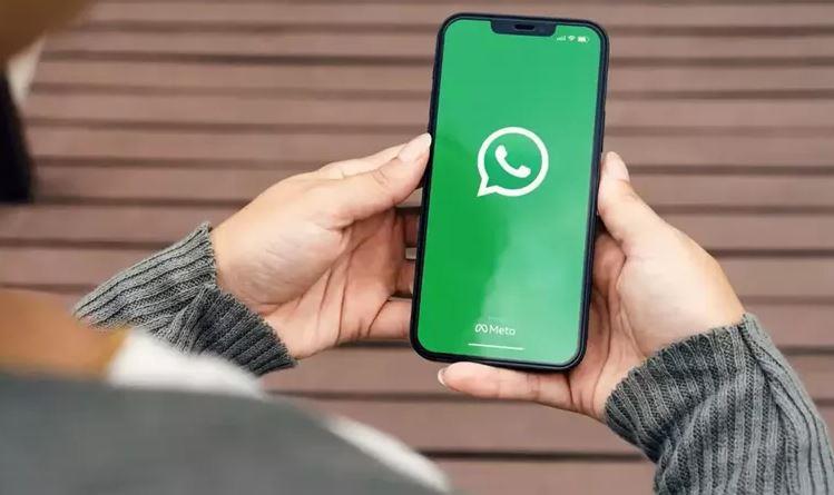 المفوضية الأوروبية تهدد "ميتا" بإجراءات مؤقتة لانتهاكها قواعد المنافسة في "واتساب"