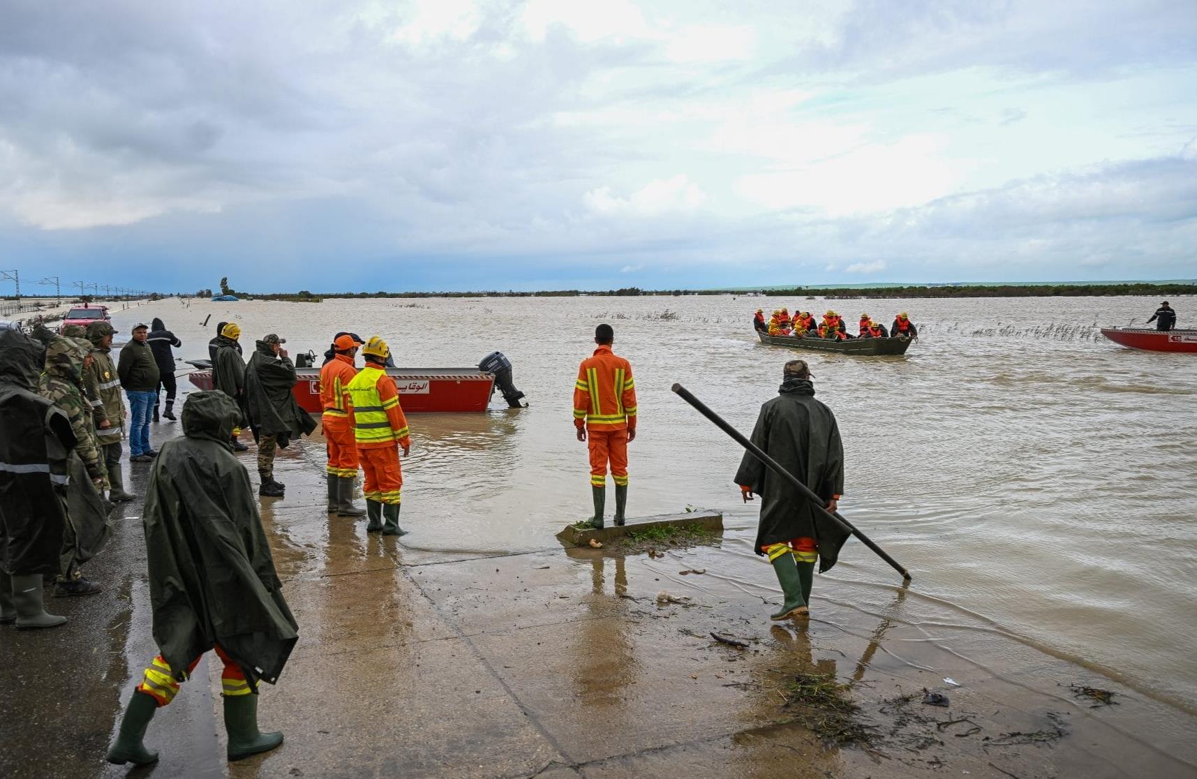 Sidi Slimane : l'accompagnement social et psychologique se poursuit en faveur des populations évacuées