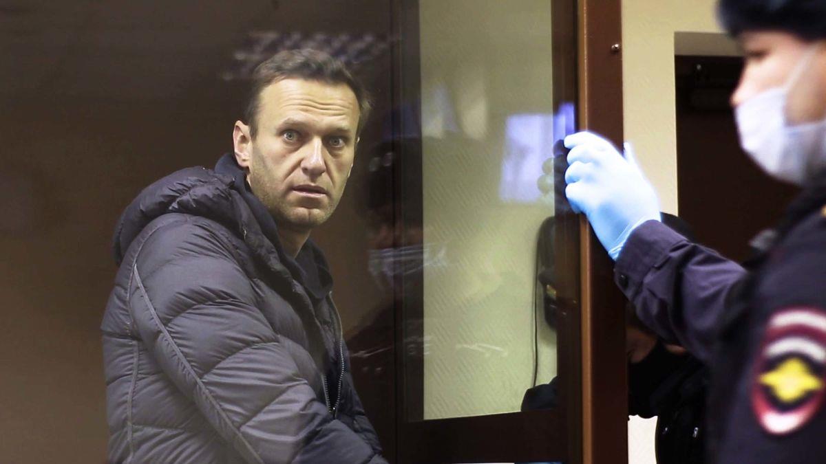 المعارض الروسي نافالني يمثل أمام القضاء في قضية تعرّضه للسجن في معسكر عمل قسري