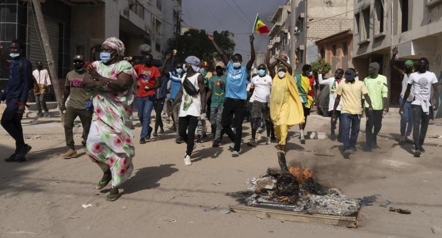 Sénégal/présidentielle: grève dans les universités du pays suite au décès d'un étudiant dans des manifestations