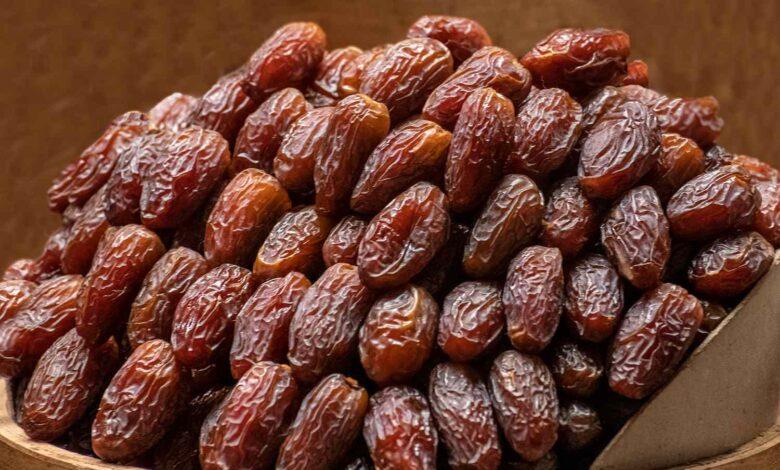 سوق التمور بالرشيدية .. وفرة في العرض واستقرار في الأثمنة قبيل شهر رمضان المبارك