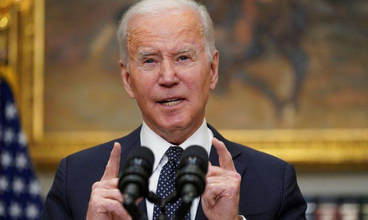 A Buffalo, Biden dénonce "le poison" du suprémacisme blanc