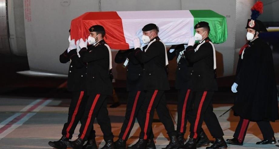 إيطاليا تشيع جثمان سفيرها الذي قتل في الكونغو الديمقراطية