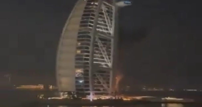 Dubaï : les débris d'un drone iranien provoquent un incendie au niveau de la façade de Burj Al Arab