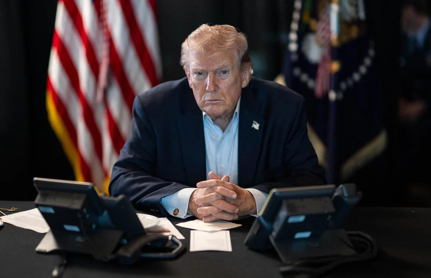 Frappes contre l’Iran : Trump affirme que les États-Unis disposent d'armes "pratiquement illimitées"