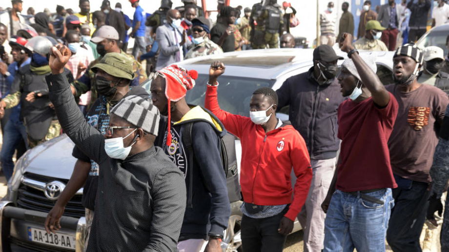 Sénégal: un mort dans des protestations contre l'arrestation d'Ousmane Sonko