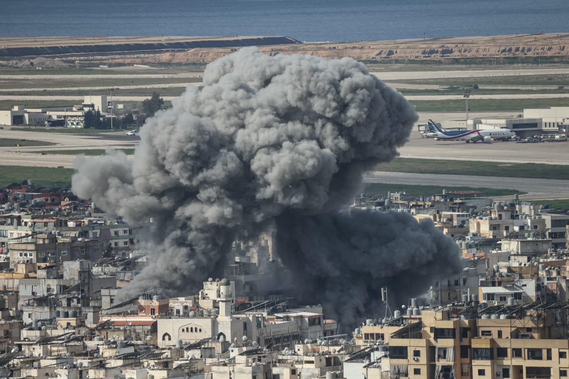 سلسلة غارات على ضاحية بيروت الجنوبية بعد إنذارات إسرائيلية بالإخلاء سلسلة غارات على ضاحية بيروت الجنوبية بعد إنذارات إسرائيلية بالإخلاء