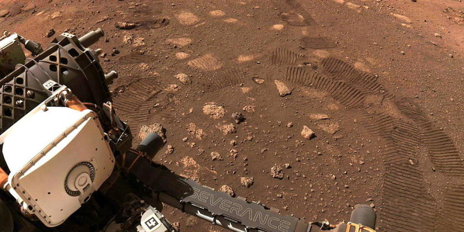 NASA: Le rover Perseverance recueille le premier échantillon de roche sur Mars