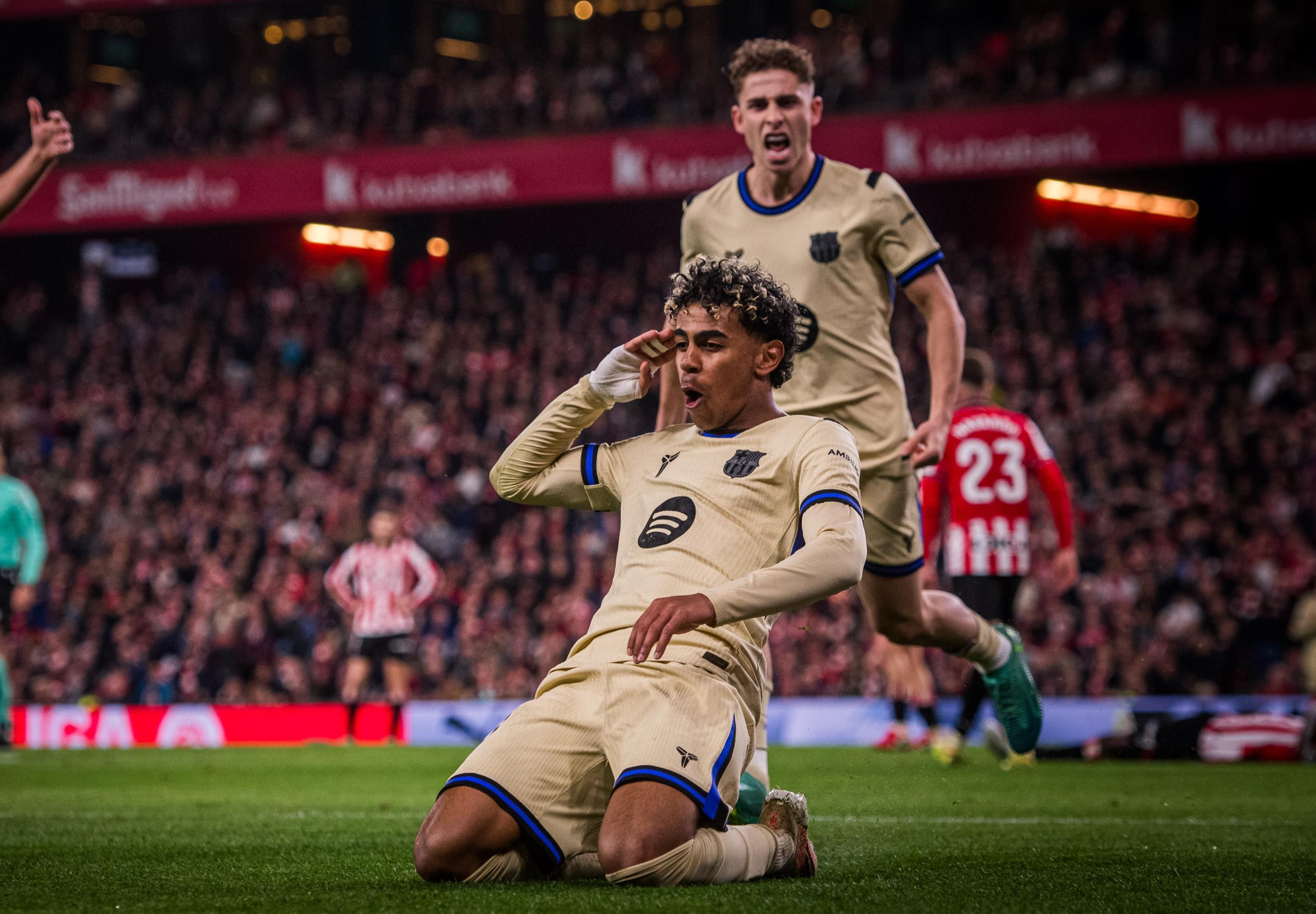 بطولة إسبانيا لكرة القدم.. برشلونة يحقق فوزا ثمينا على حساب أتلتيك بلباو