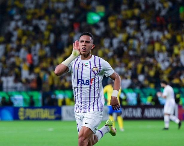 رحيمي يذرف الدموع بعد تأهل تاريخي على حساب رونالدو وزملائه