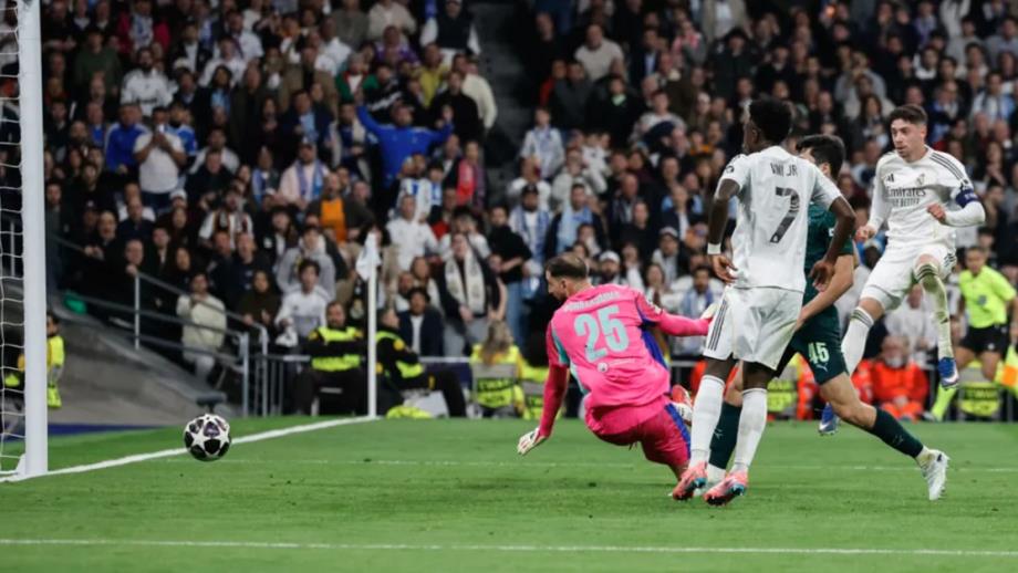 فالفيردي يضع ريال مدريد على مشارف ربع النهائي بهاتريك في مرمى سيتي