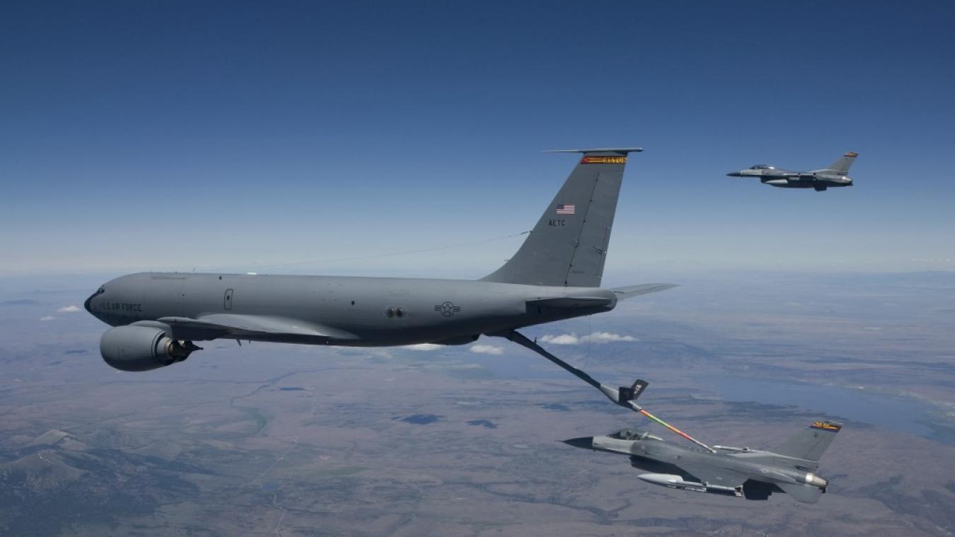 الجيش الأمريكي يعلن تحطم طائرة تزويد وقود أمريكية غرب العراق