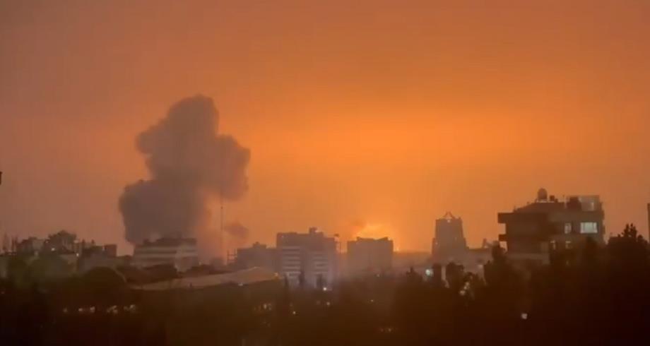 Donald Trump : l’armée américaine a "complètement détruit" les cibles militaires sur l'île de Kharg