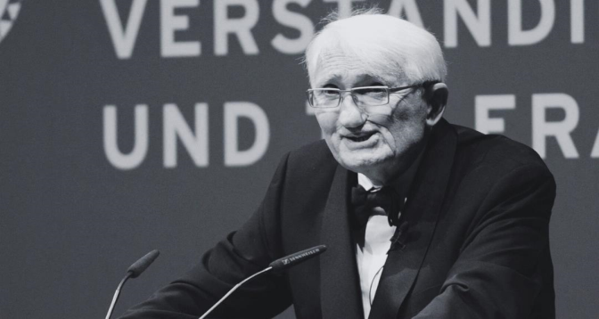 وفاة الفيلسوف الألماني يورغن هابرماس عن 96 عاما