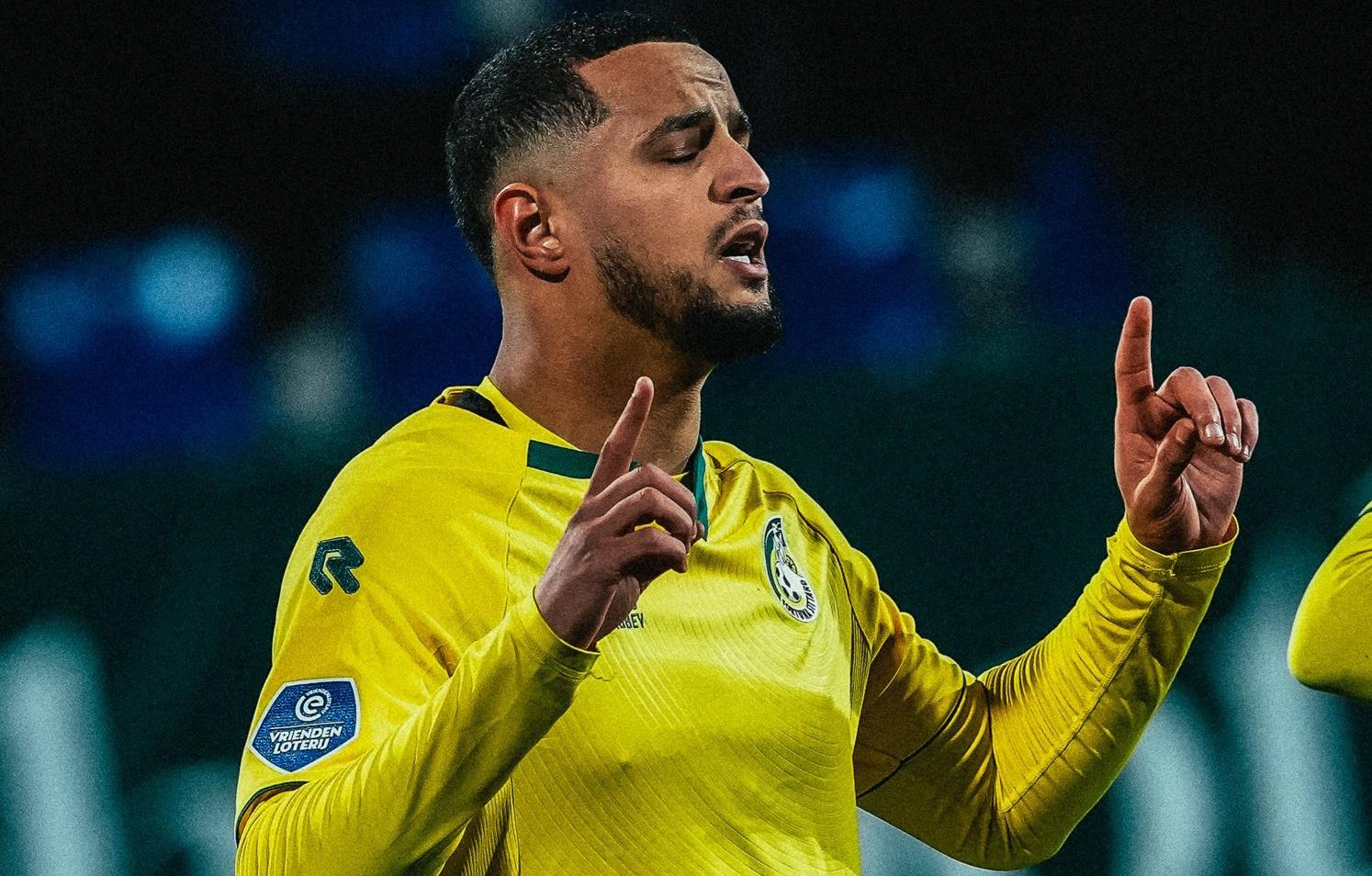 تمريرتان حاسمتان للدولي المغربي إحتارين تقودان سيتارد للفوز على فولندام