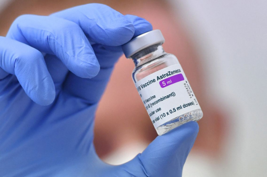 AstraZeneca envisage de demander une autorisation pour une 3è dose de vaccin