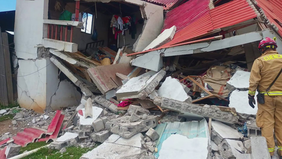 14 قتيلا على الأقل إثر زلزال في الإكوادور والبيرو