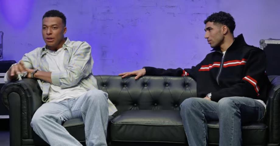 فيديو .. مبابي وحكيمي يكشفان كواليس بداية صداقتهما