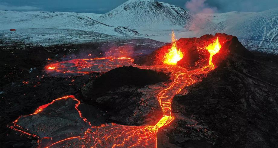 اتساع رقعة ثوران بركان آيسلندا