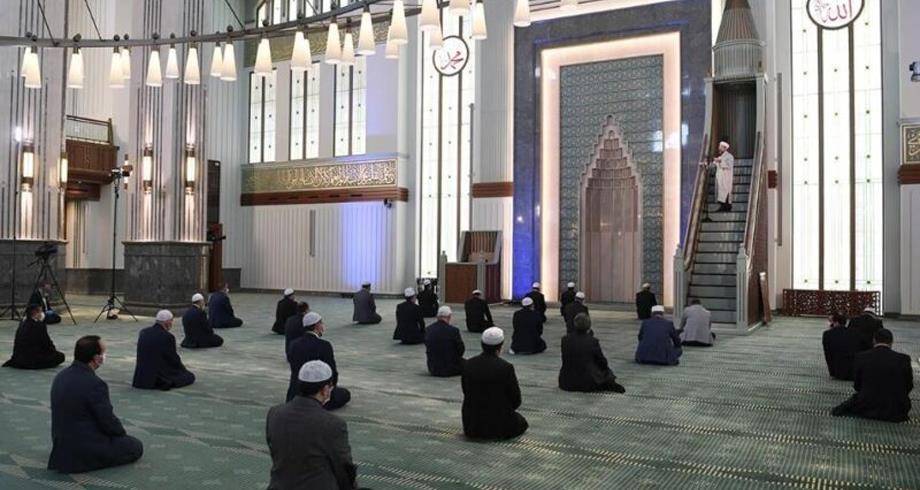 تركيا تحسم مسألة أداء صلاة التراويح بالمساجد في رمضان