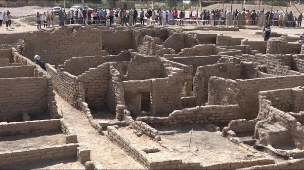 الكشف في الأقصر عن مدينة حرفيين عمرها ثلاثة آلاف عام