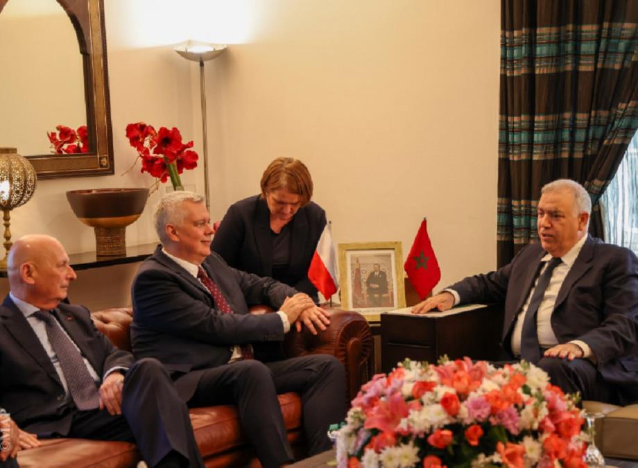 Laftit reçoit le ministre délégué auprès du Premier ministre, chargé de la coordination des Services spéciaux de Pologne Laftit reçoit le ministre délégué auprès du Premier ministre, chargé de la coordination des Services spéciaux de Pologne