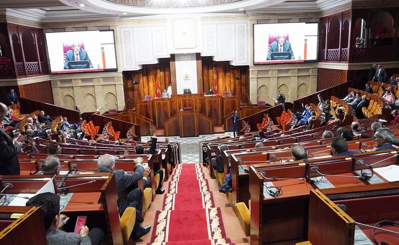 مجلس النواب يصادق بالإجماع على مقترح قانون يتعلق بكفالة الأطفال المهملين