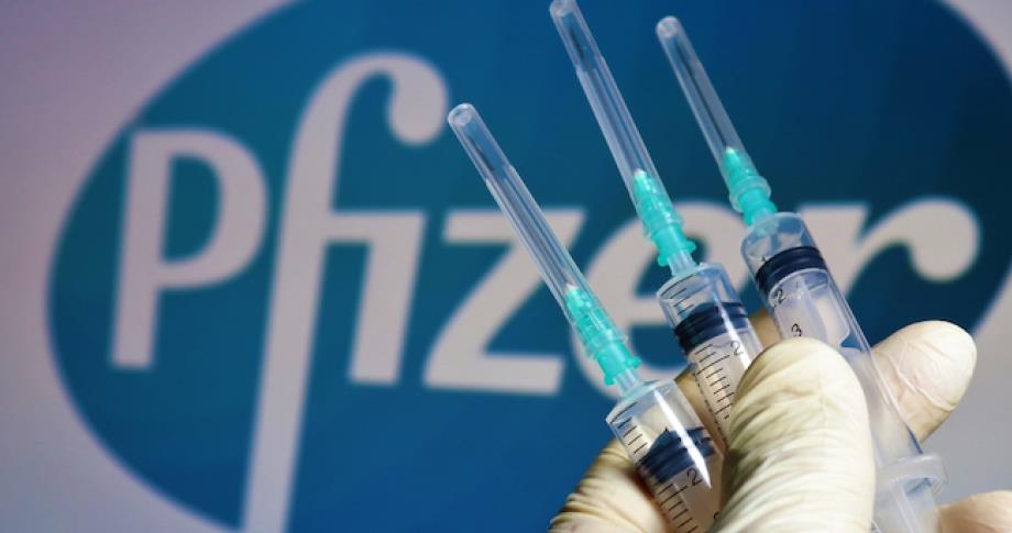 رئيس فايزر : جرعة ثالثة من اللقاح ضد كورونا ستكون ضرورية "على الأرجح"