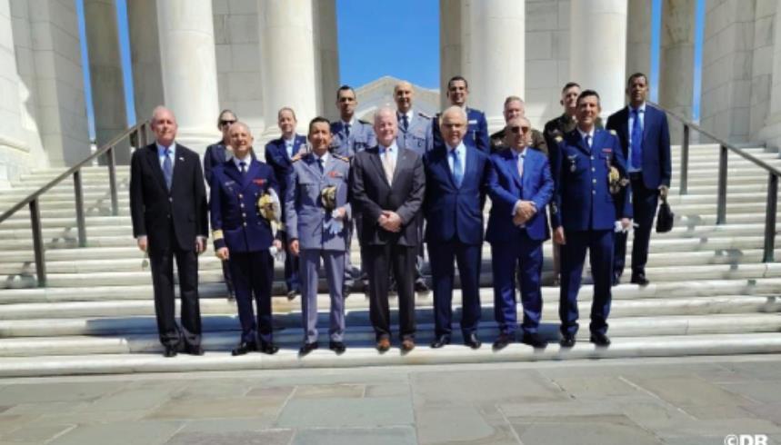 Une importante délégation marocaine effectue une visite aux Archives nationales américaines Une importante délégation marocaine effectue une visite aux Archives nationales américaines